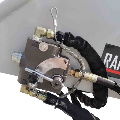 Lumag Rambo HC15H Hydraulischer Benzin Scheibenradhäcksler mit E-Start